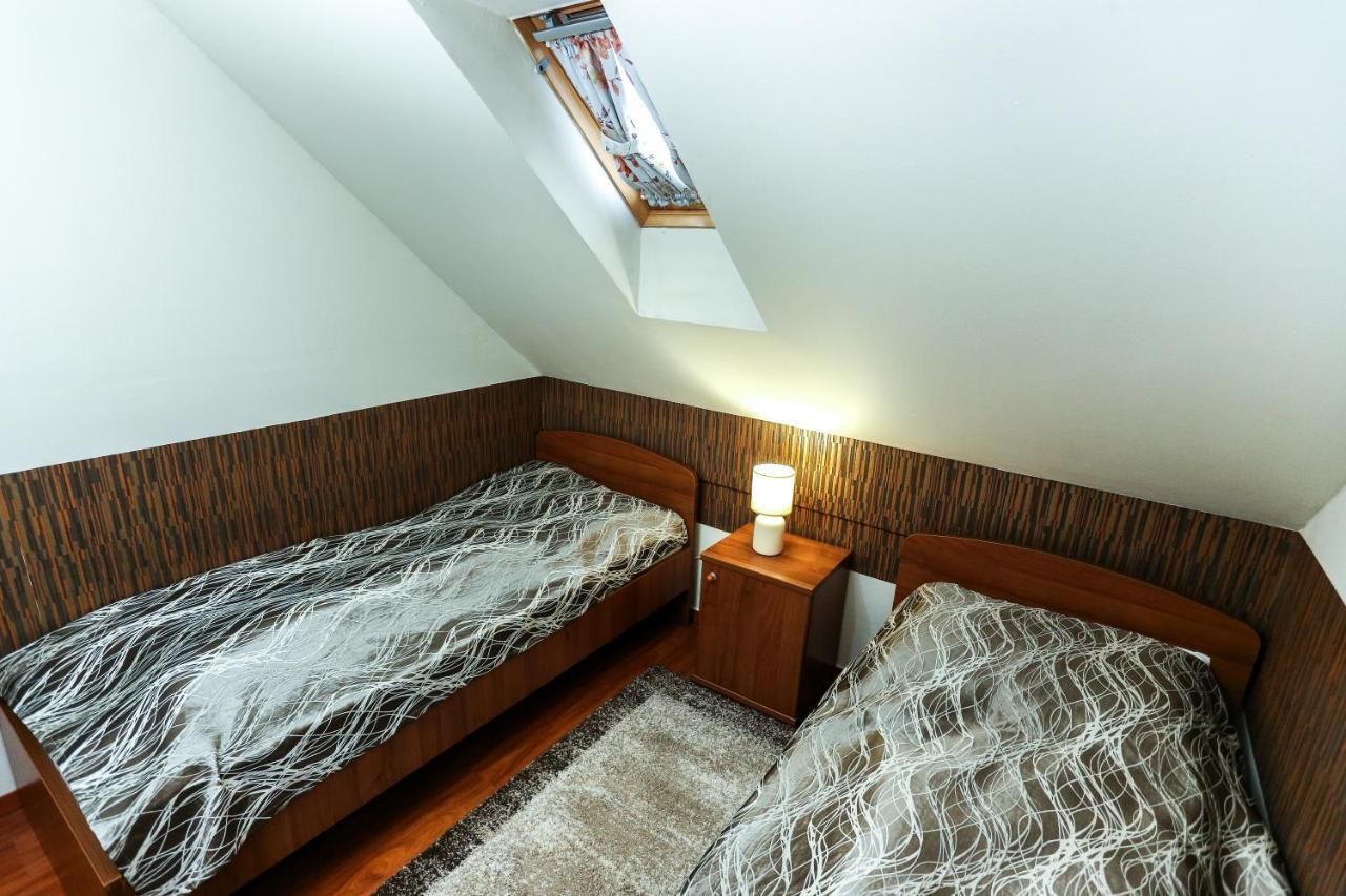 Gardi Apartman Szekszárd Exterior foto