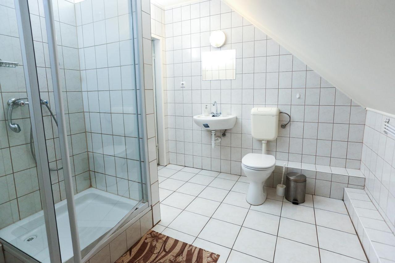 Gardi Apartman Szekszárd Exterior foto